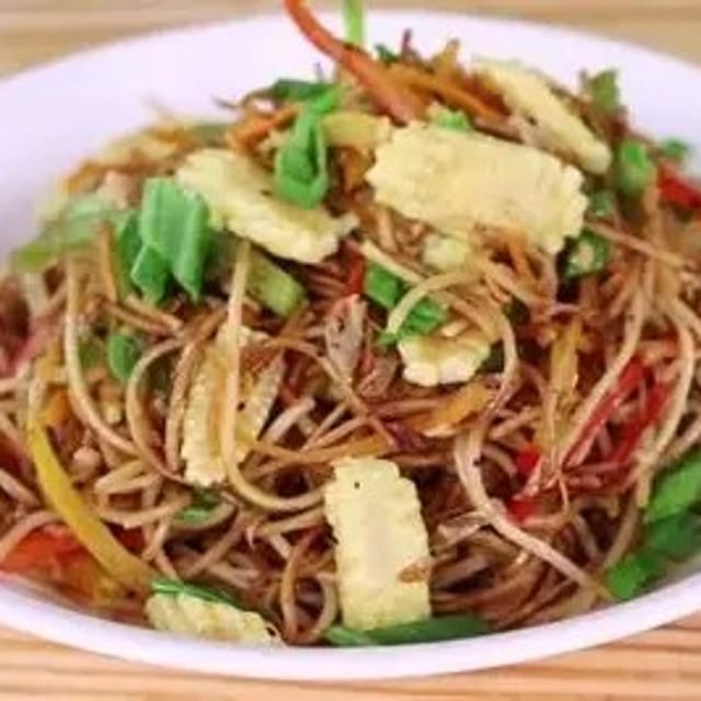 Burnt Garlic Noodles.